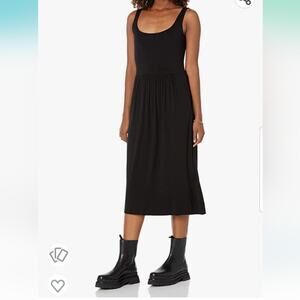 Soft Black Dress with Pockets